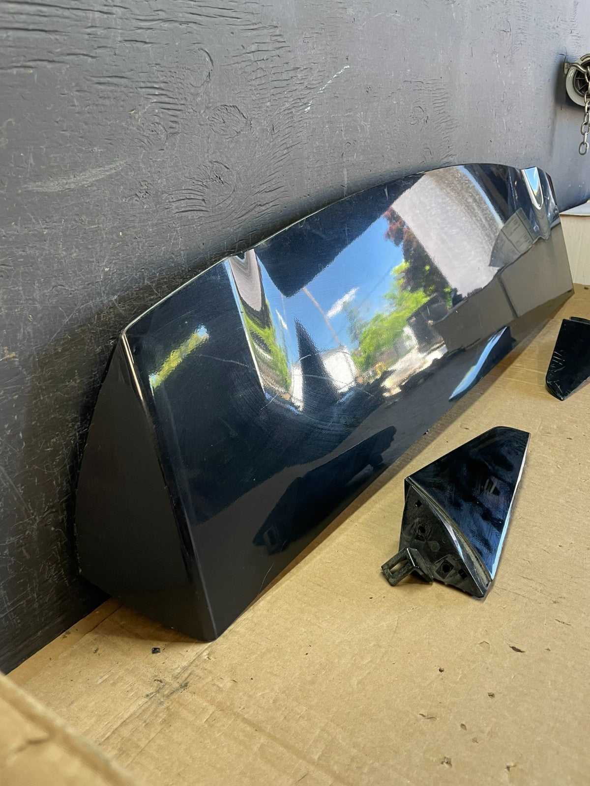 2020 to 2023 Ford Explorer Rear Liftgate Spoiler Wing AD0429 DG2