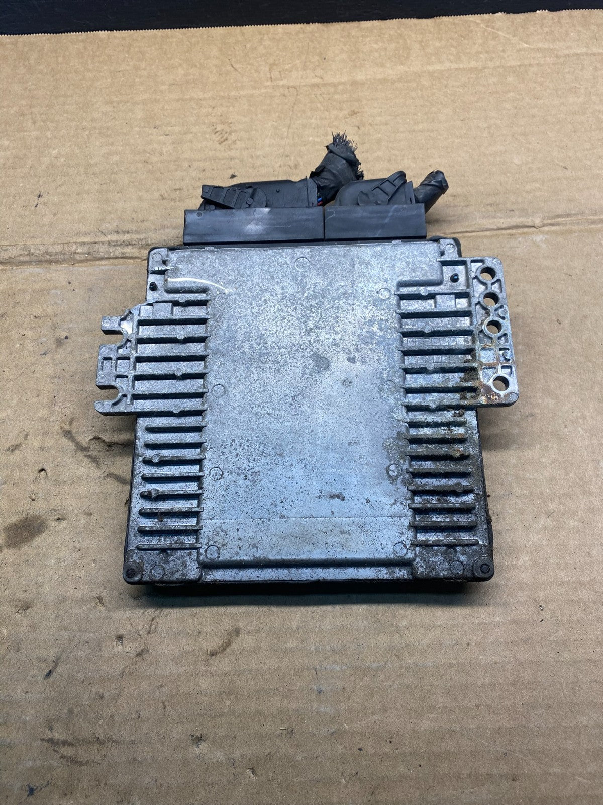 2007 to 2009 Nissan Armada 5.6L Engine Control Unit ECU Module AD3453 DG1