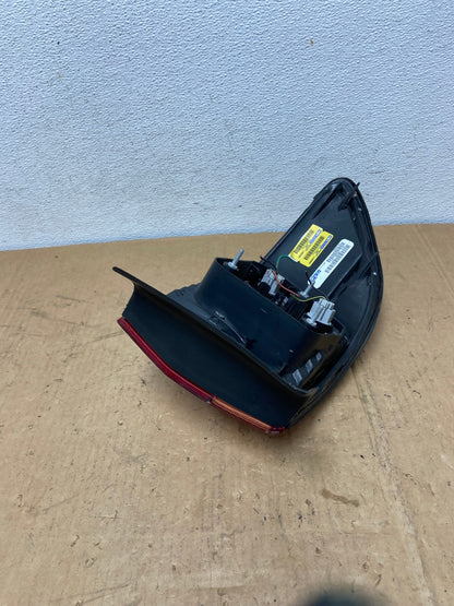 1998 to 2000 Honda Accord Sedan 4door Right RH Side Tail Light DEPO AD1224 LK5