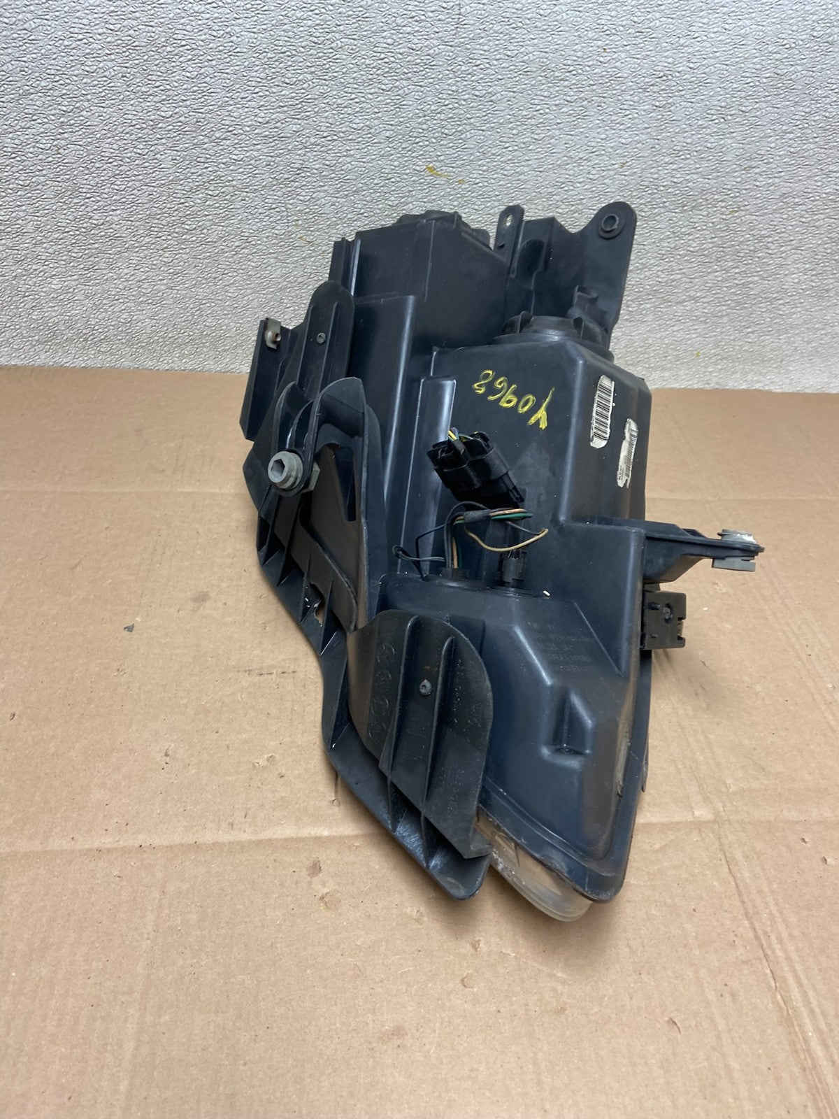 2007 to 2012 Gmc Acadia Halogen Headlight Left Driver LH Side Oem Y0968 DW7