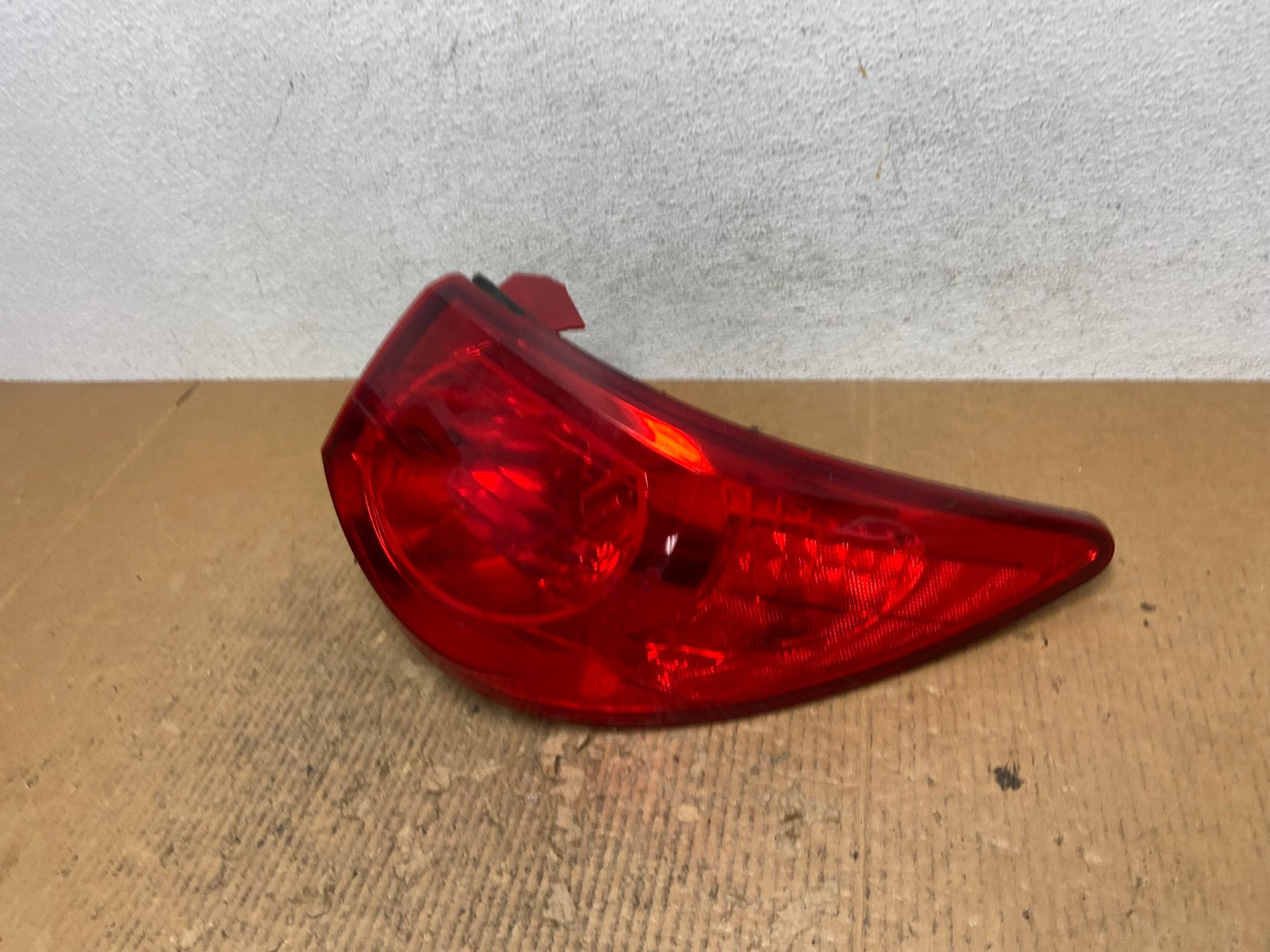 2009 2010 2011 2012 Chevrolet Traverse Right Passenger Tail Light AE2832 LK1
