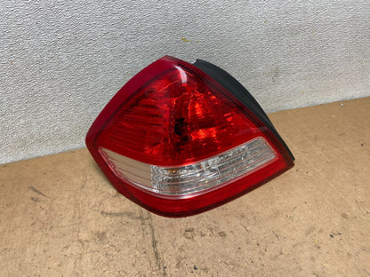 2007-2012 Nissan Versa Sedan Left Driver Lh Side Tail Light Oem X9118 PS0