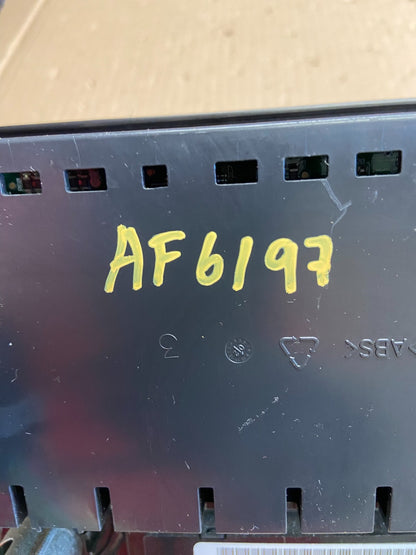 2005 to 2007 Ford Five Hundred Radio Climate Dash Bezel Surround af6197 DG6