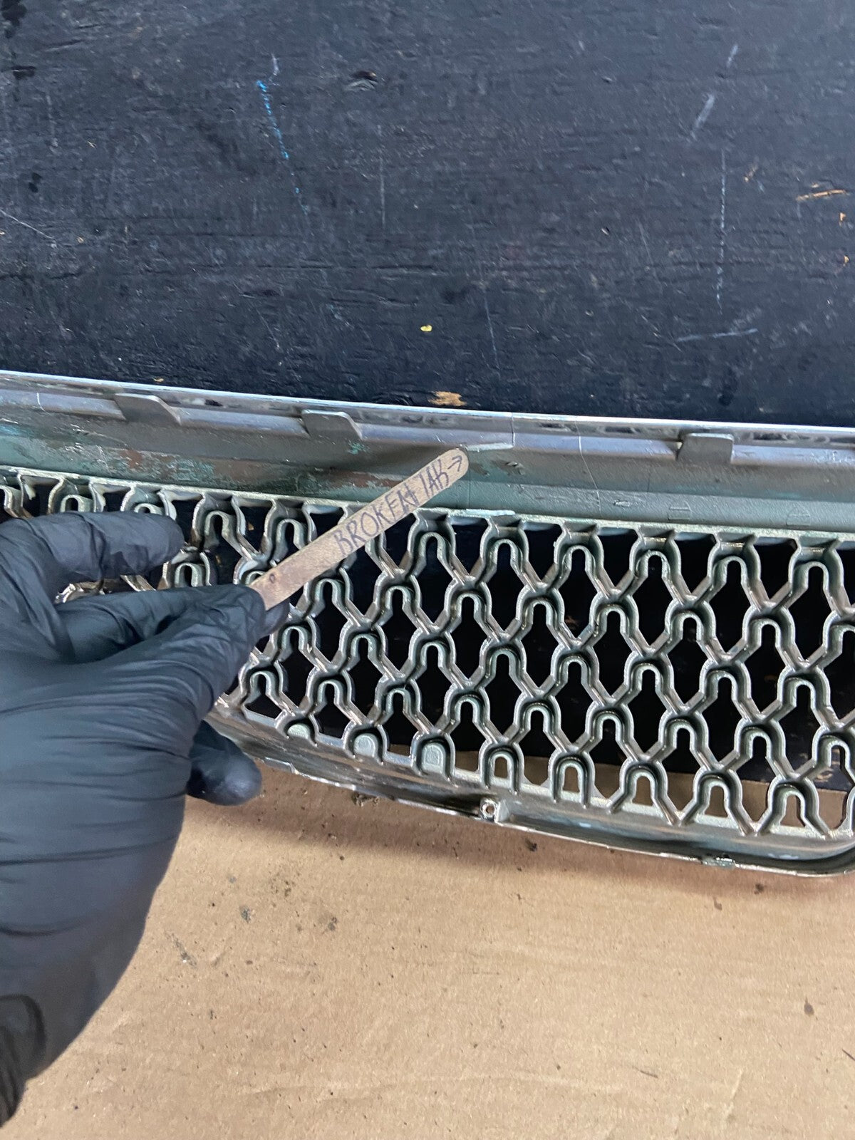 2007 to 2011 Hyundai Veracruz Chrome Grille Grill OEM O7816 DG11