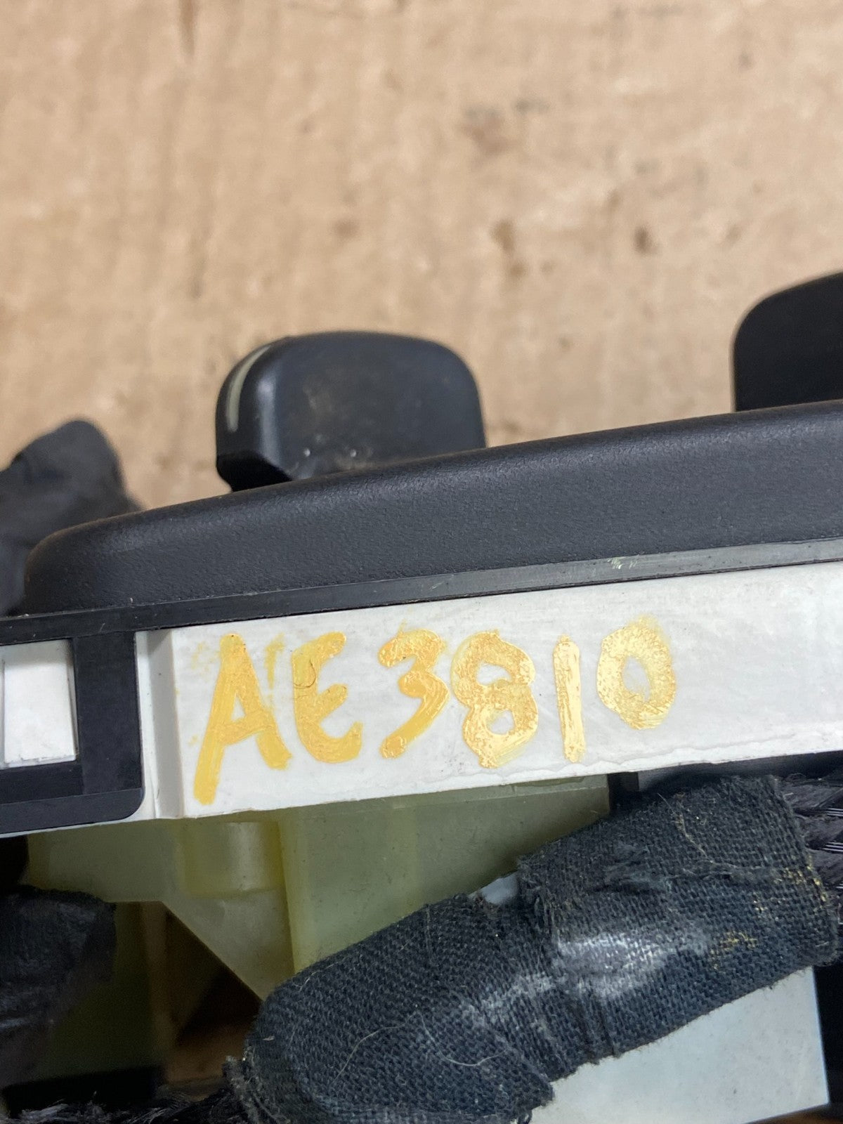 1998 - 2001 Dodge Ram 1500 2500 A/C Heater Climate Control AE3810 DG6