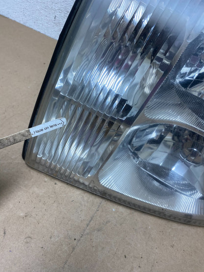 2002 to 2006 Cadillac Escalade Left Driver Lh Xenon HID Headlight AG4539 DW4
