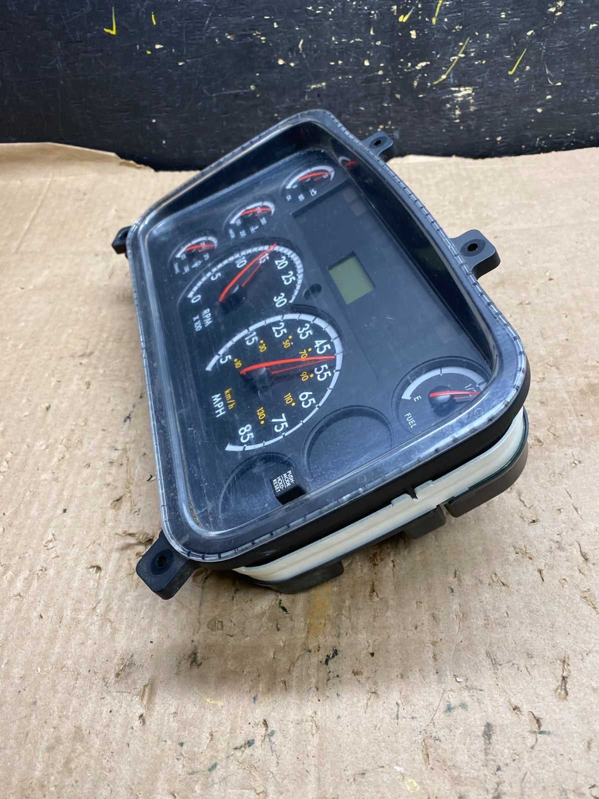2007 Freightliner M2 Used Instrument Cluster Z1967 PS2