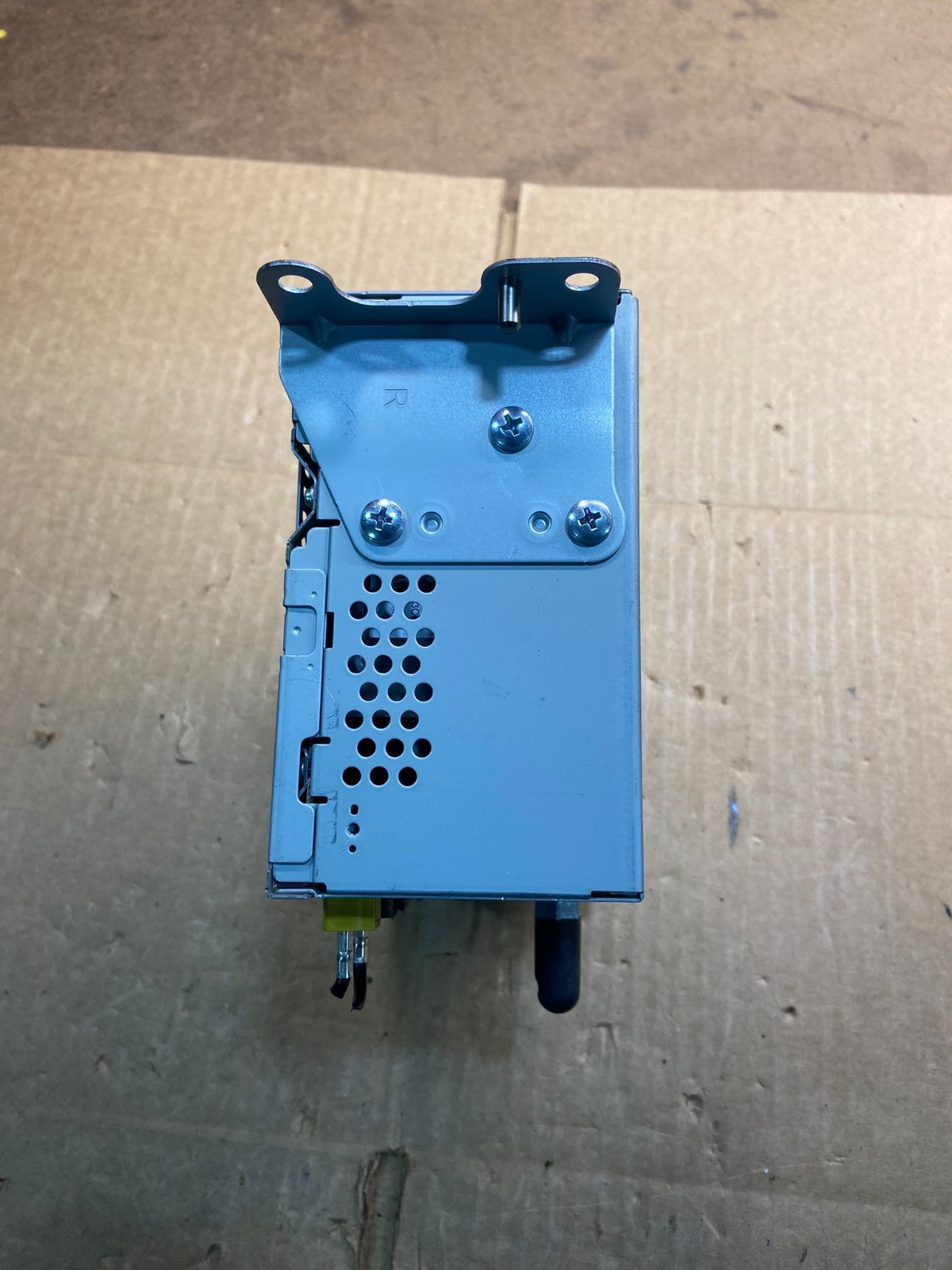 2014 2015 Ford Explorer Audio Equipment Radio Receiver AM FM CD y7448 DG1