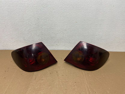 2003 to 2005 Toyota Corolla Left+Right Side Tail Lights AC5697 DW0