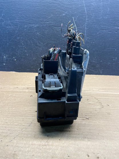 2004 2005 Dodge Durango Fusebox Fuse Box Relay Body BCM Control Module AE4656 DG3