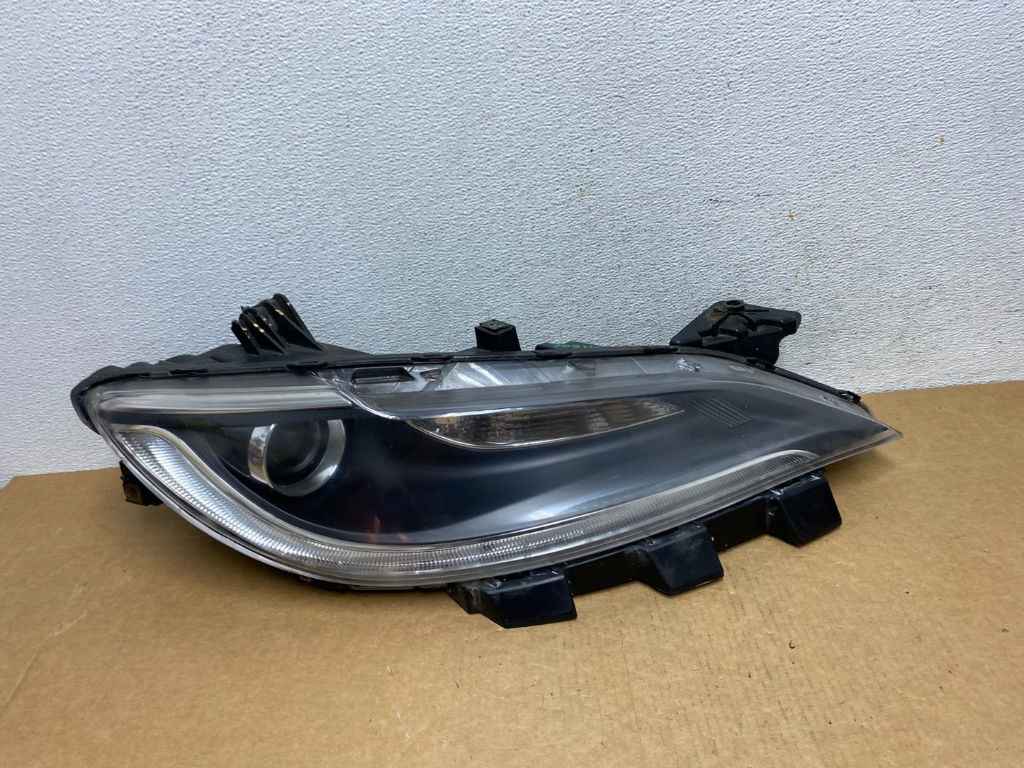 2015 2016 2017 Chrysler 200 Right Passenger Rh Side Halogen Headlight AD4508 DW0