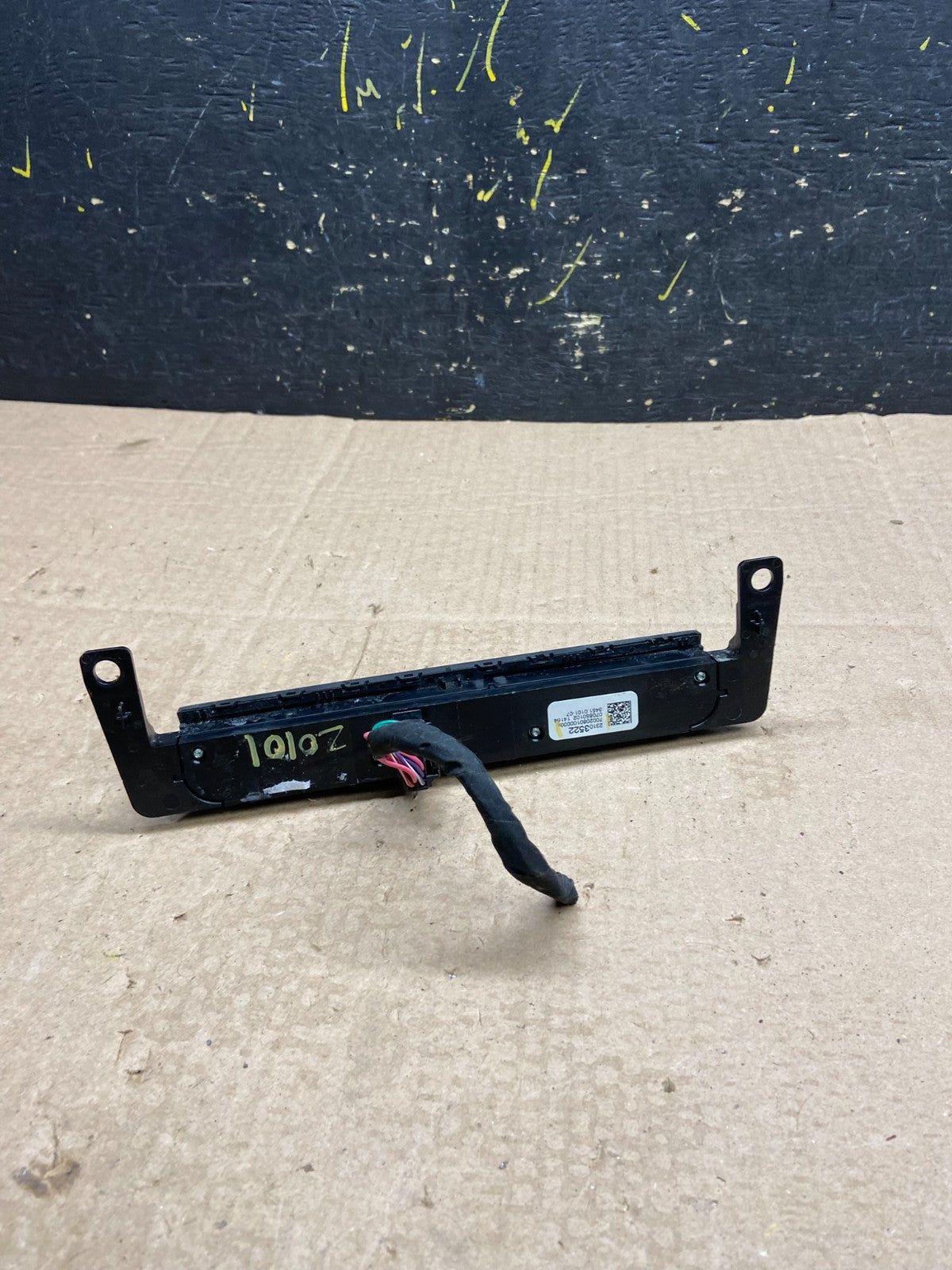 2013 - 2017 Buick Enclave Center Dash Hazard Waring Multi Switch Z0101 DG3
