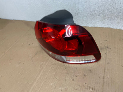 2010 to 2014 Volkswagen Golf & GTI Hatchback Right Side Tail Light AE9240 LK1