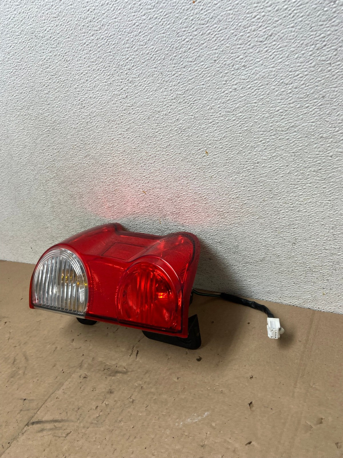 2013 to 2017 Nissan NV200 Left Driver LH Side Tail Light AG4879 LK1