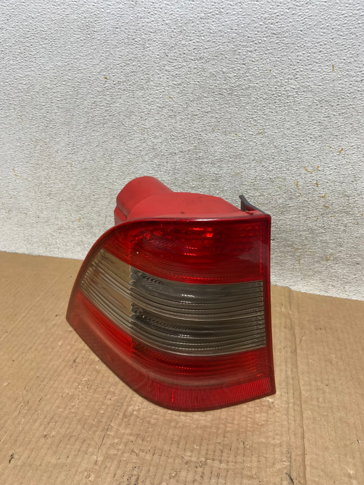 2002-2005 Mercedes ML350 ML-Class Left Driver Lh Side Tail Light AI5874 LK0