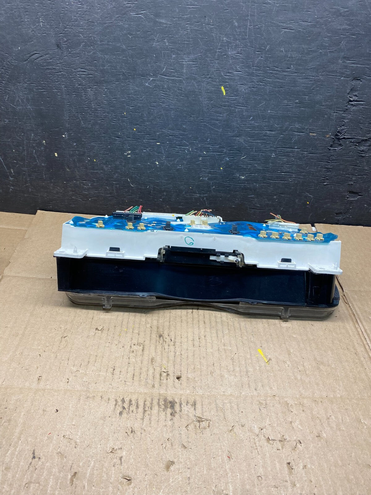 1997 to 2002 Ford Econoline E250 E350 Van Speedometer Instrument Cluster L67035