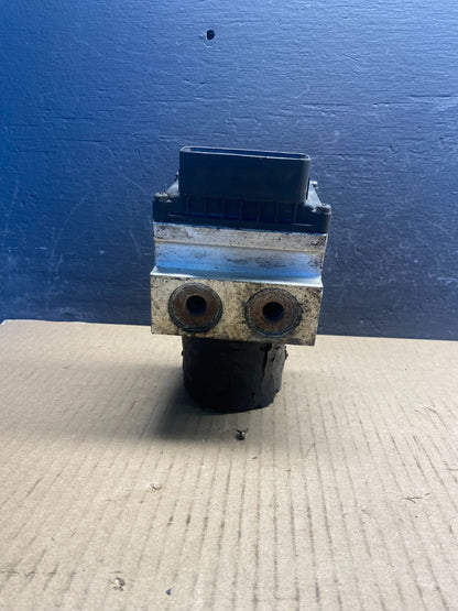 2013-2017 Chevrolet Express GMC Savana ABS Anti Lock Brake Pump ac8996 DG1