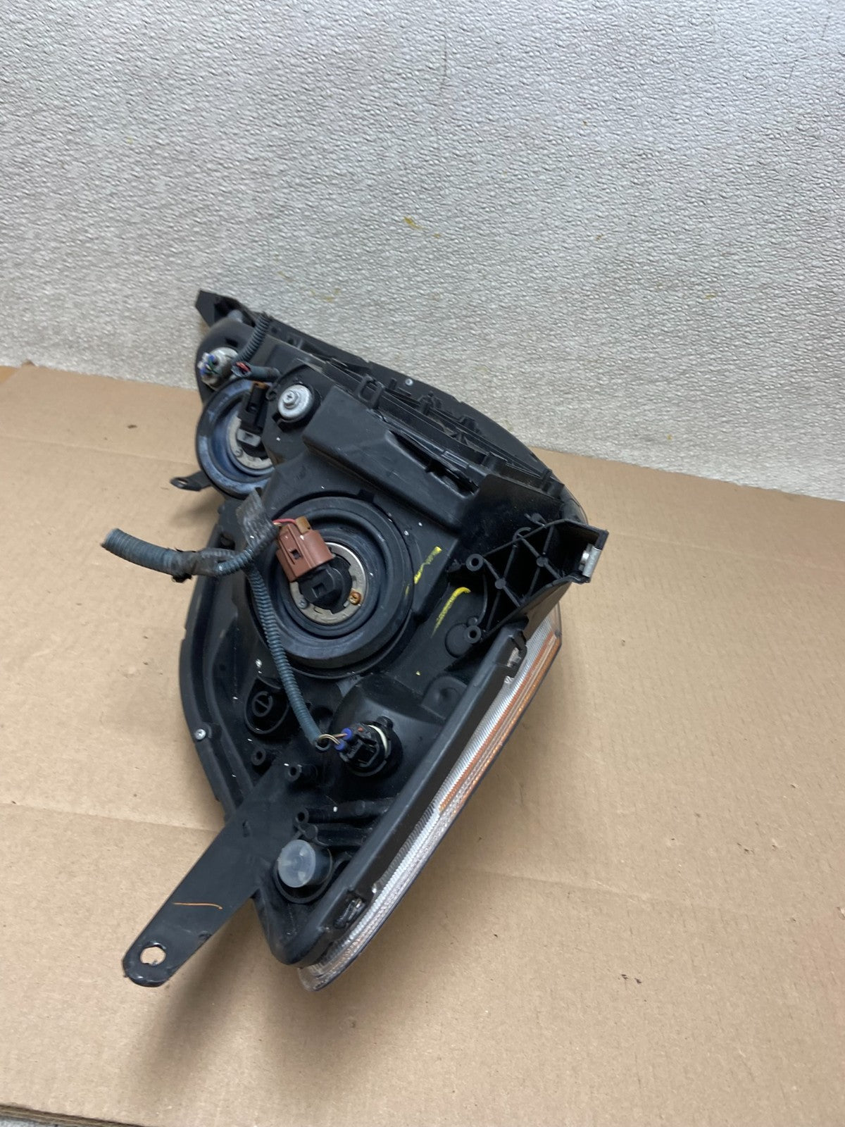 2006 to 2010 Toyota Sienna Left Driver Lh Side Headlight Halogen DEPO Z3827 DW9