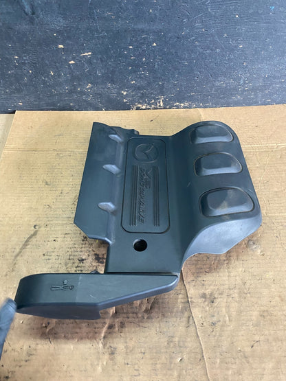 2000 to 2003 Mazda Tribute  DOHC 24 VALVE Engine Shield Top Cover Oem q8485 DG2