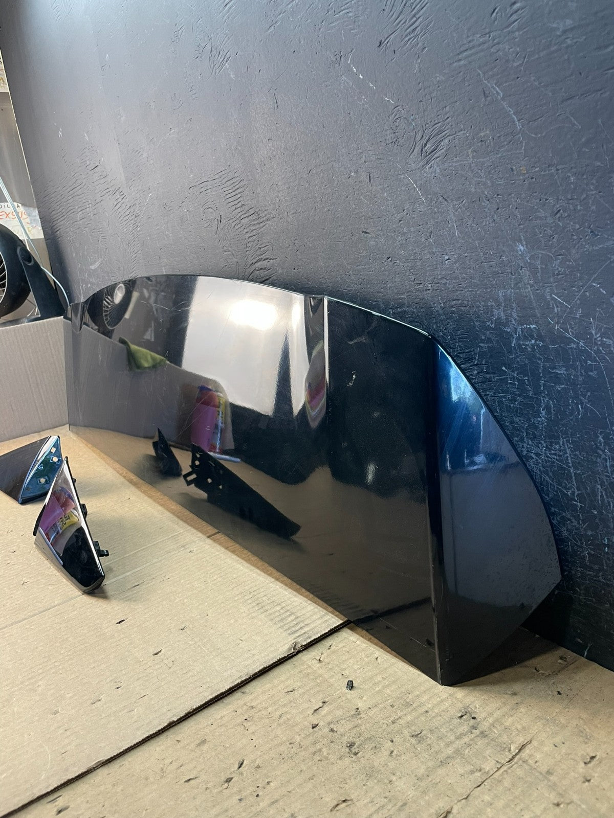 2020 to 2023 Ford Explorer Rear Liftgate Spoiler Wing ad0433 DG1