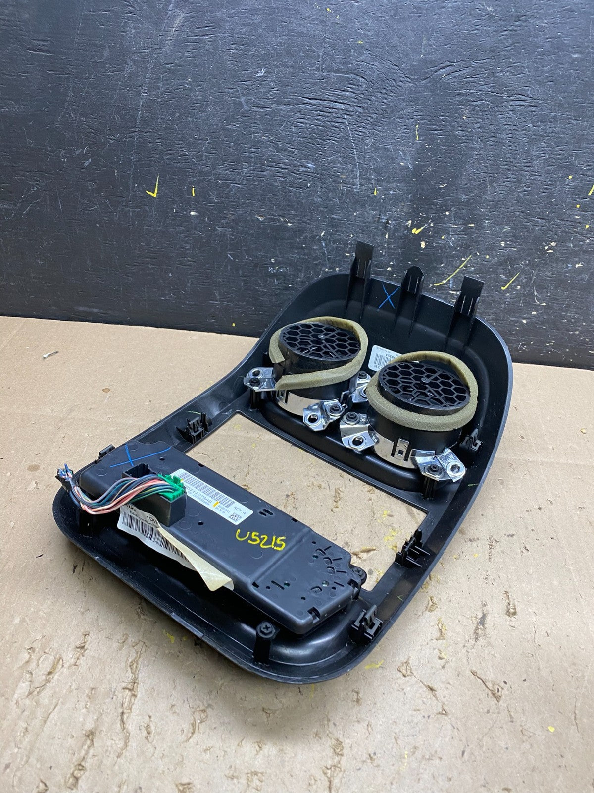 2011 to 2017 Jeep Compass Dash Climate Temperature Control Radio Bezel U5215 DG4