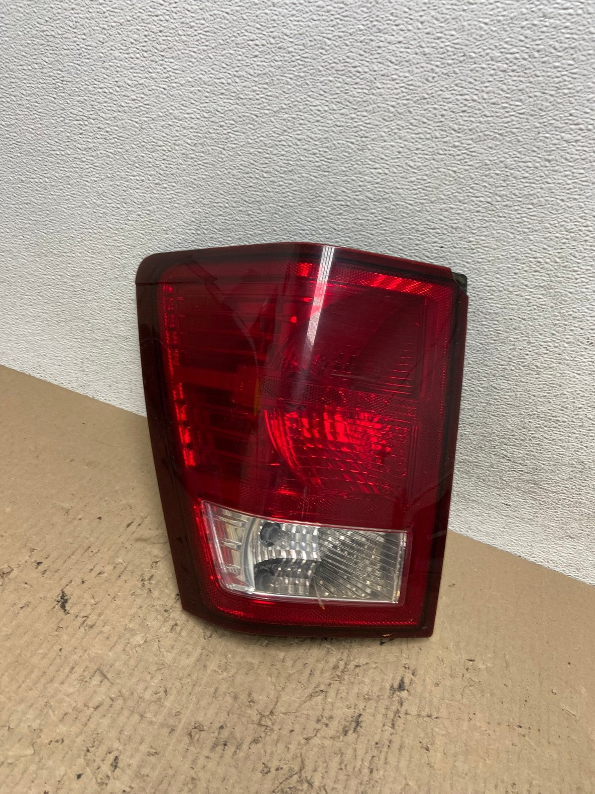 2007 2008 2009 2010 Jeep Grand Cherokee Left Driver Lh Tail Light AF6987 LK0