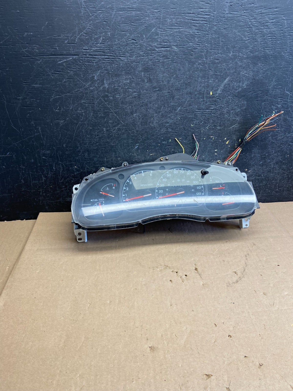 2001 2002 2003 Ford Explorer Speedometer Cluster Gauge AI3250 DG0