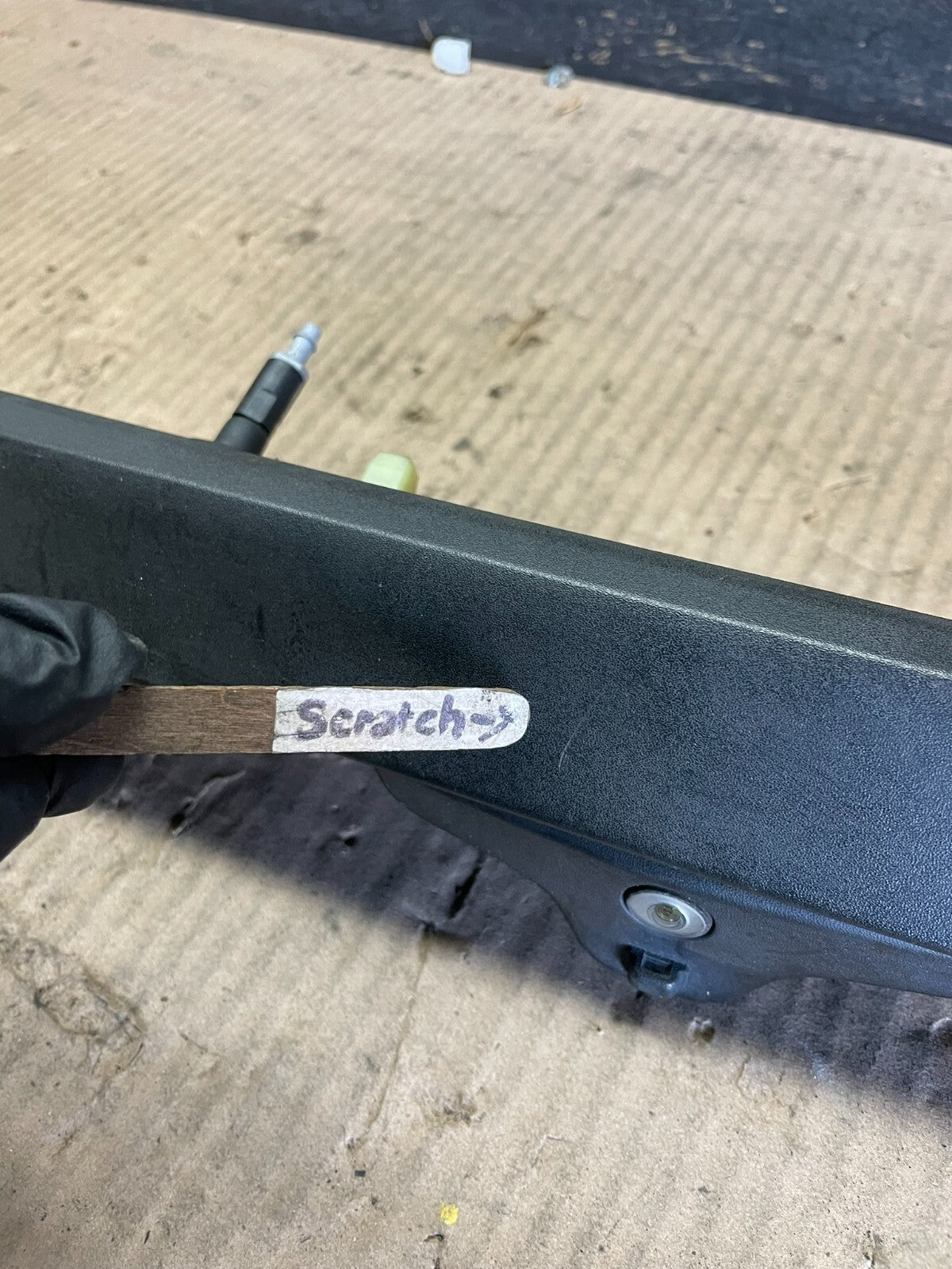 2016 - 2019 Ford Explorer Interceptor Rear Tailgate Molding With Camera M2935 DG3