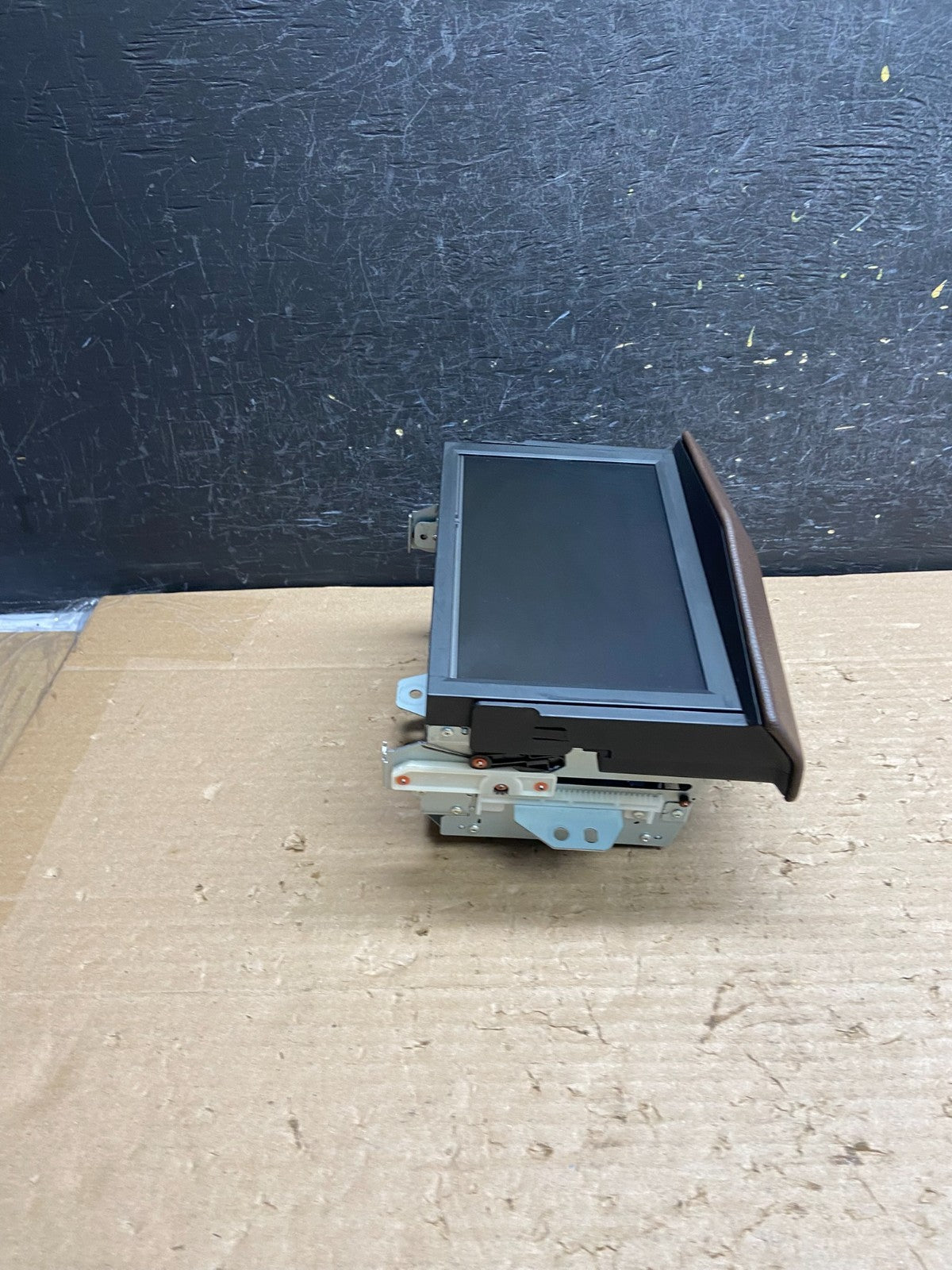 2008 to 2012 Cadillac SRX CTS Audio Radio Screen Display Player AG8524 DG2