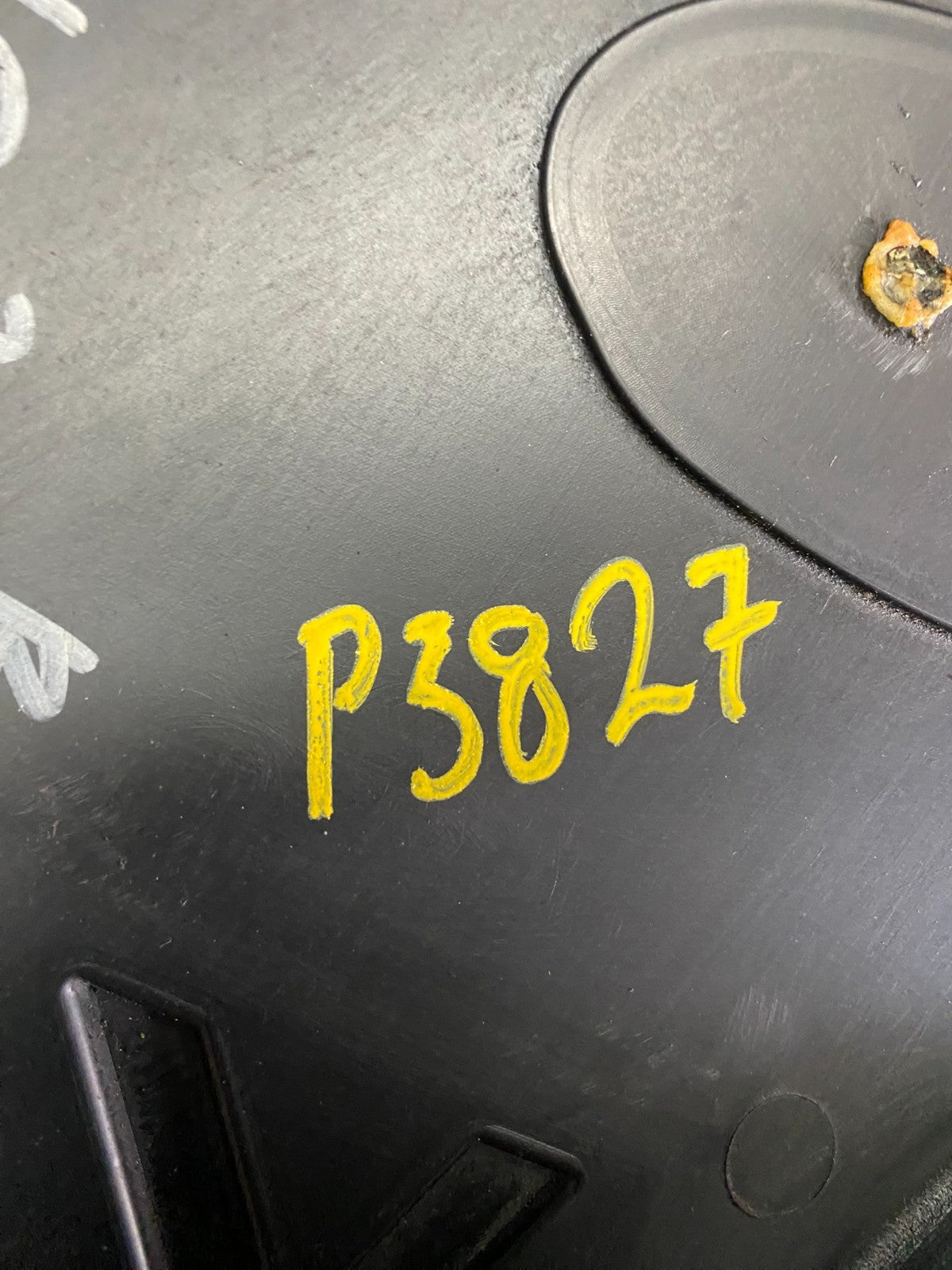 2005 - 2006 Hyundai Santa Fe V6 Engine Motor Cover OEM p5827 DG9