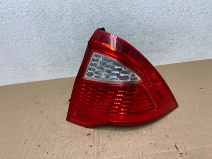 2010 2011 2012 Ford Fusion Right Passenger Side Tail Light AE6162 LK0