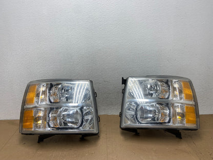 2007 to 2014 Chevrolet Silverado Left+Right Side Headlights AE9136 DW0