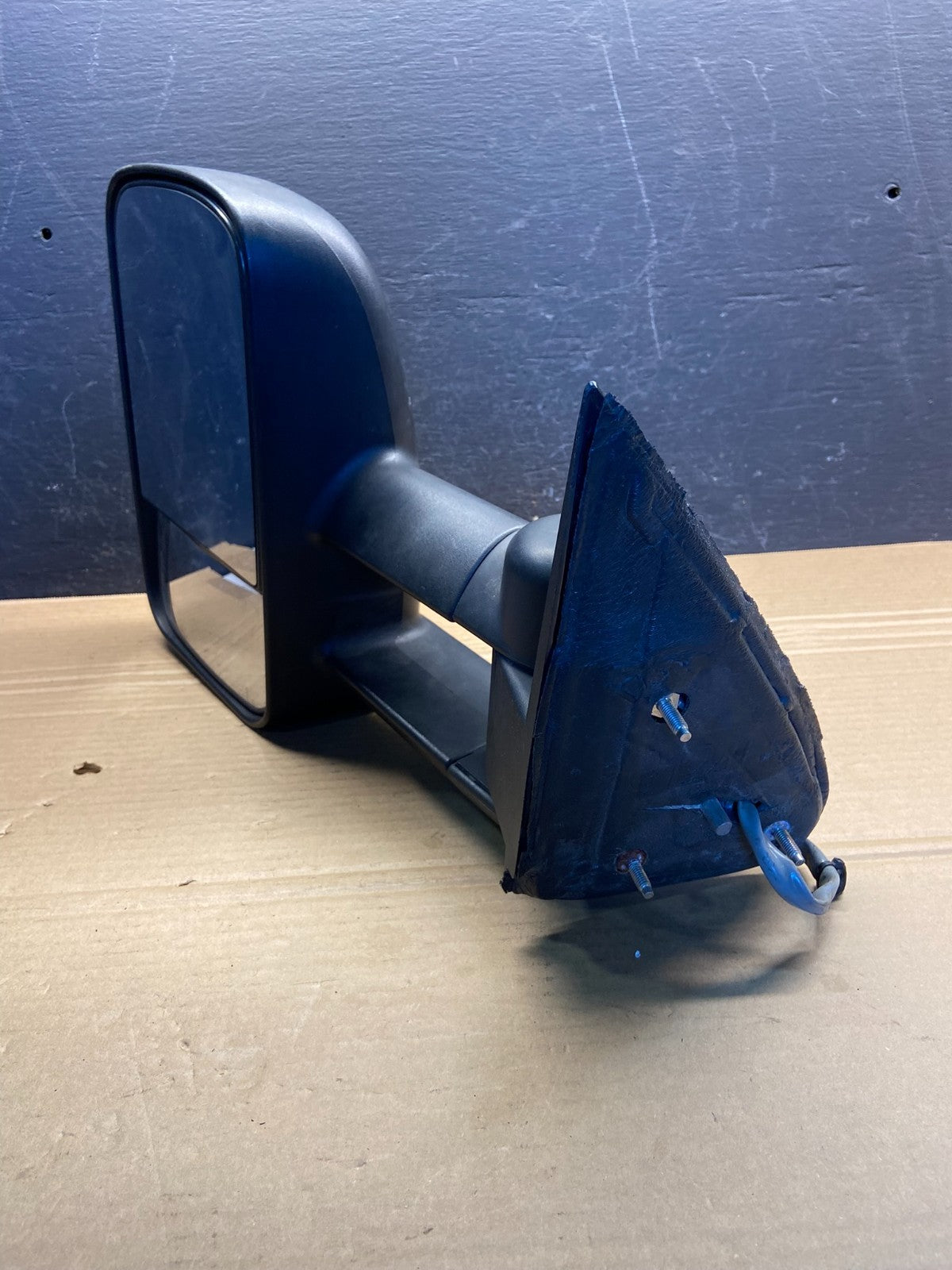2003-2006 Chevrolet Silverado Sierra Left Driver LH Tow Door Mirror AE4709 DW10