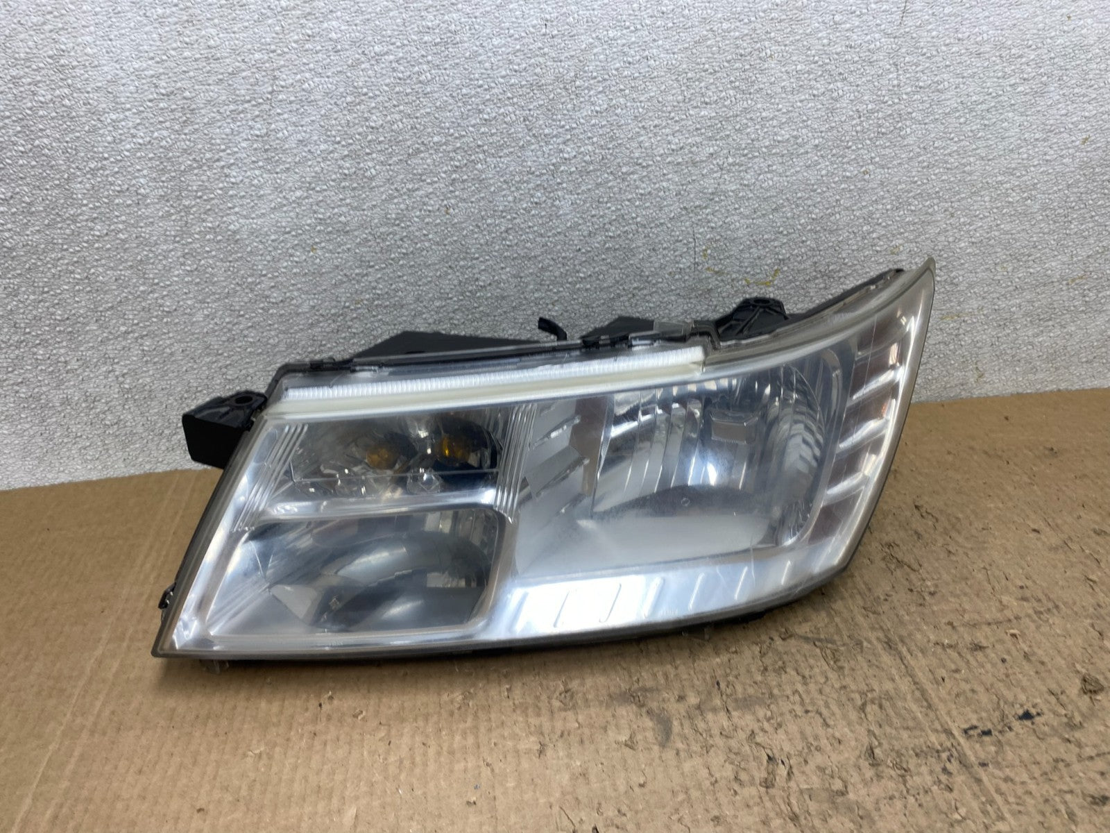 2009 to 2017 Dodge Journey Headlight Left Driver Lh Side Halogen W7656 DW0