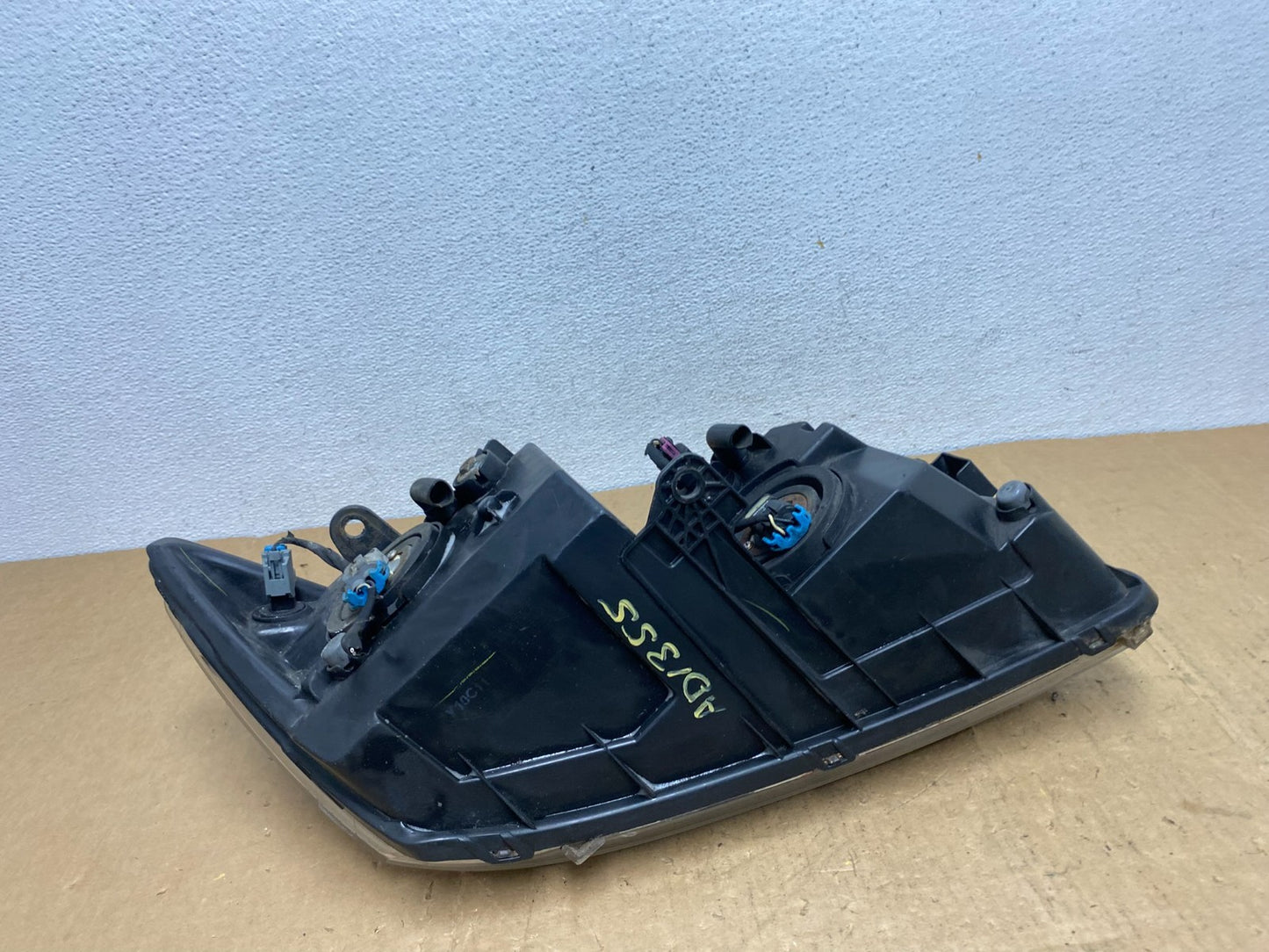 2009 to 2017 Dodge Journey Headlight Left Driver Lh Side Halogen AD1355 DW7