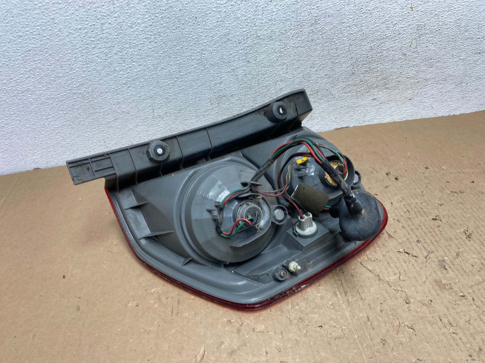 2003 2004 2005 Honda Pilot Left Driver LH Side Tail Light AD8786 LK5