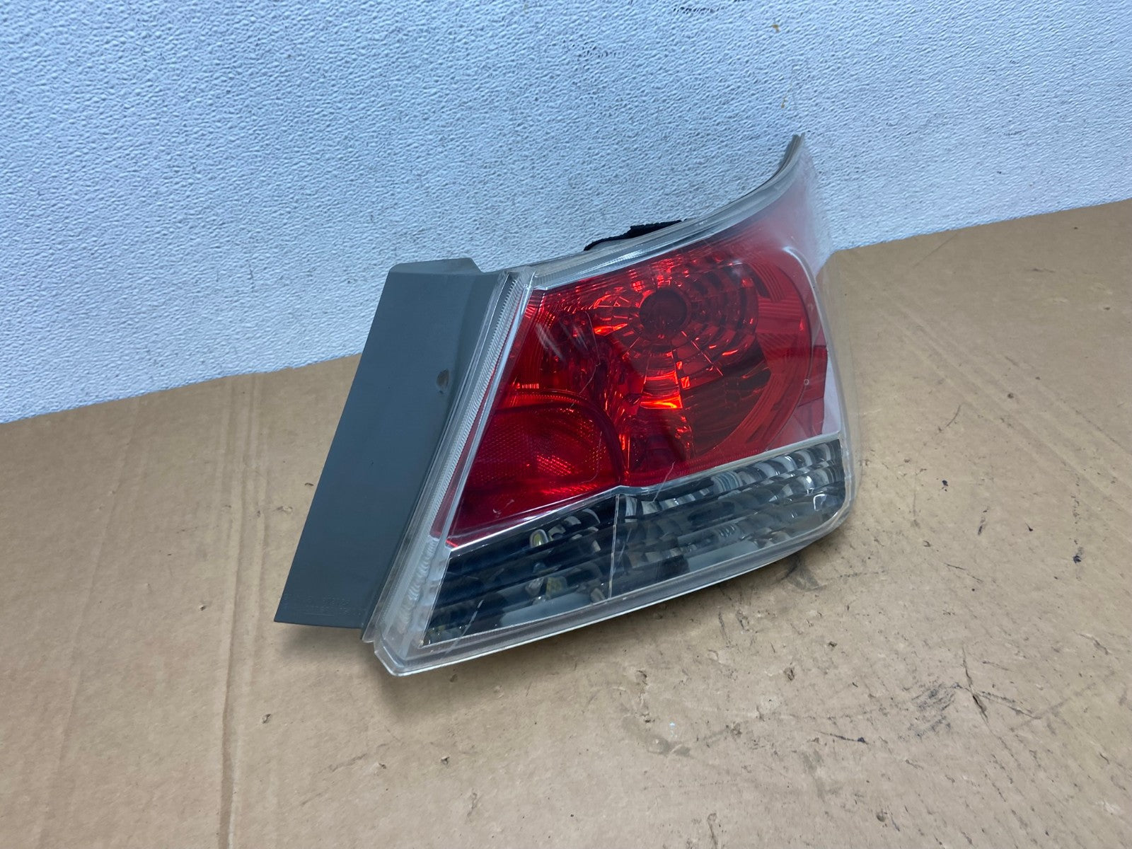 2008 to 2012 Honda Accord Sedan Tail light Right Passenger RH Side AD2842 LK2