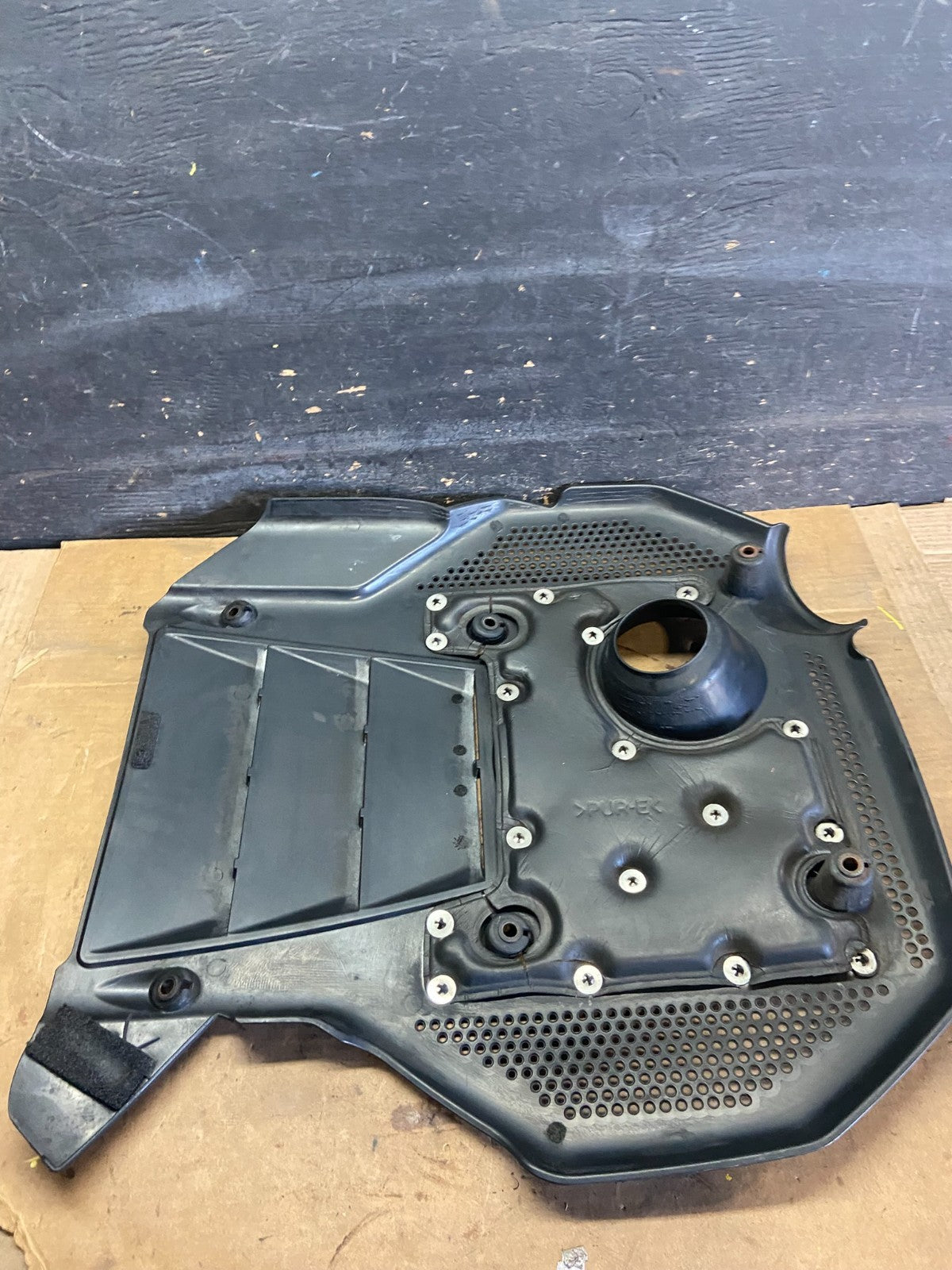 2006 to 2010 Hyundai Azera V6 Engine Motor Shield Cover OEM R0283 DG6