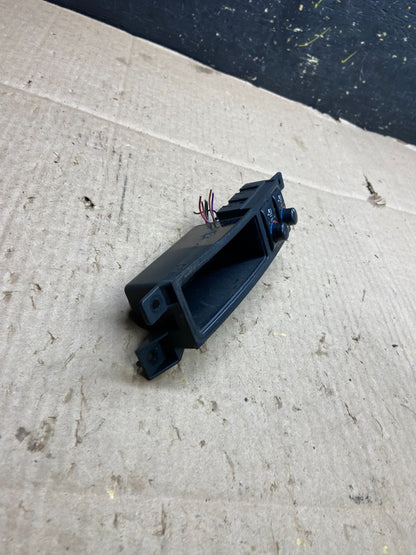 2006-2009 Infiniti M35 M45 Seat Heated Climate Switches  Y5299  DG1