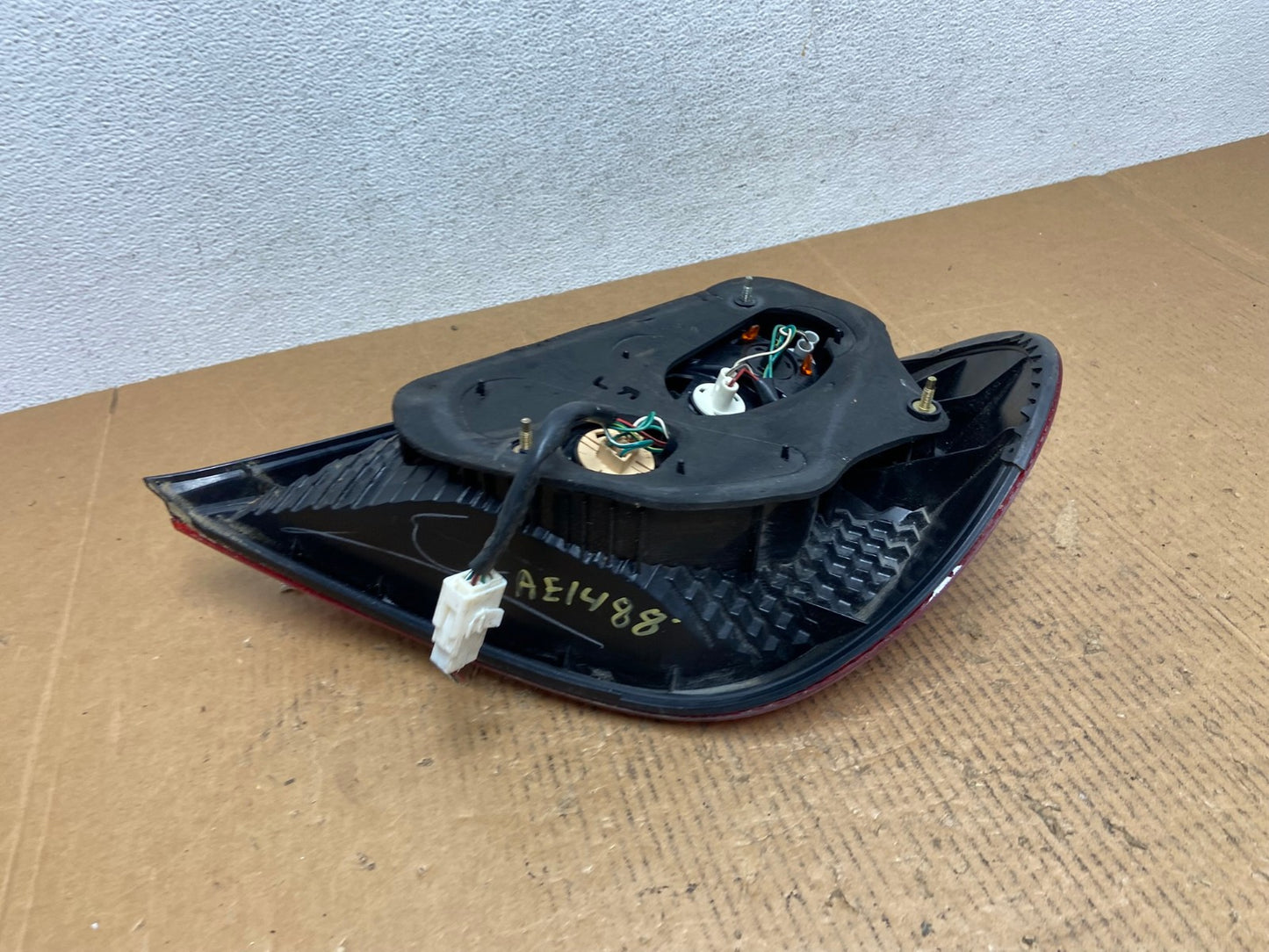 2002 2003 2004 Toyota Camry Left Driver LH Side Tail Light AE1488 LK5