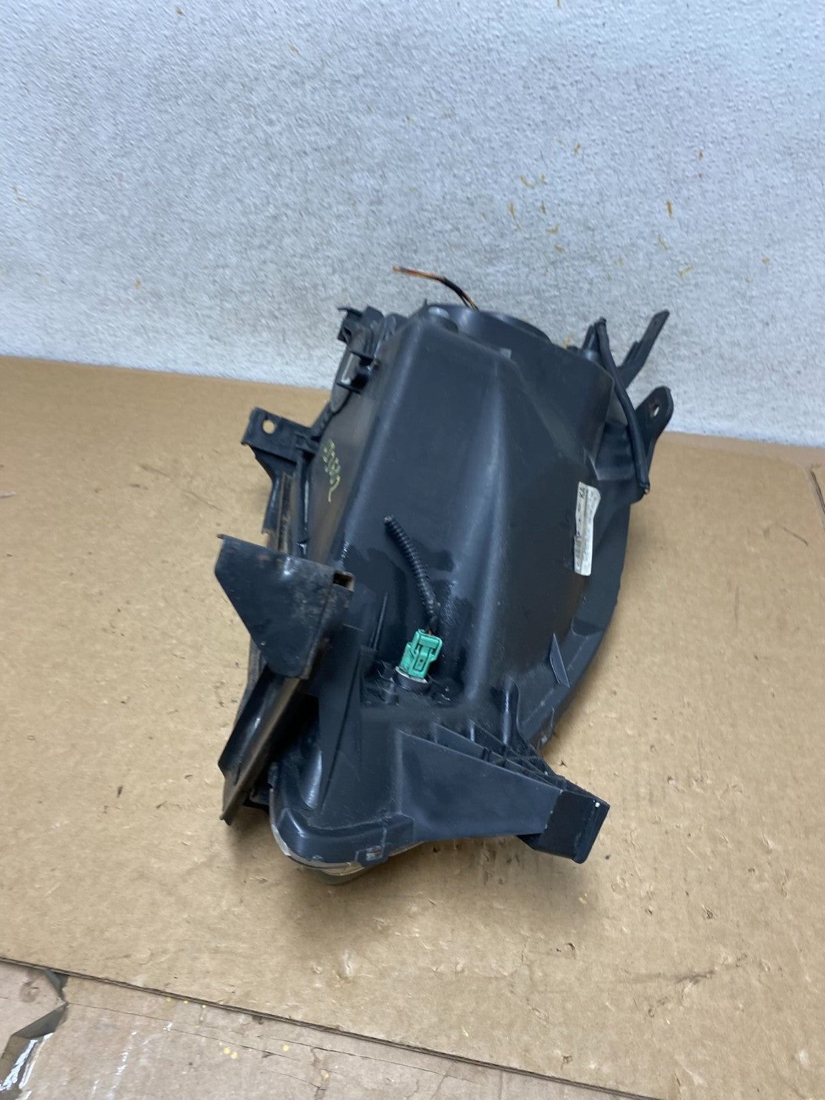 2002 to 2004 Honda Crv Cr-v Left Driver Halogen Headlight AI3602 DW5