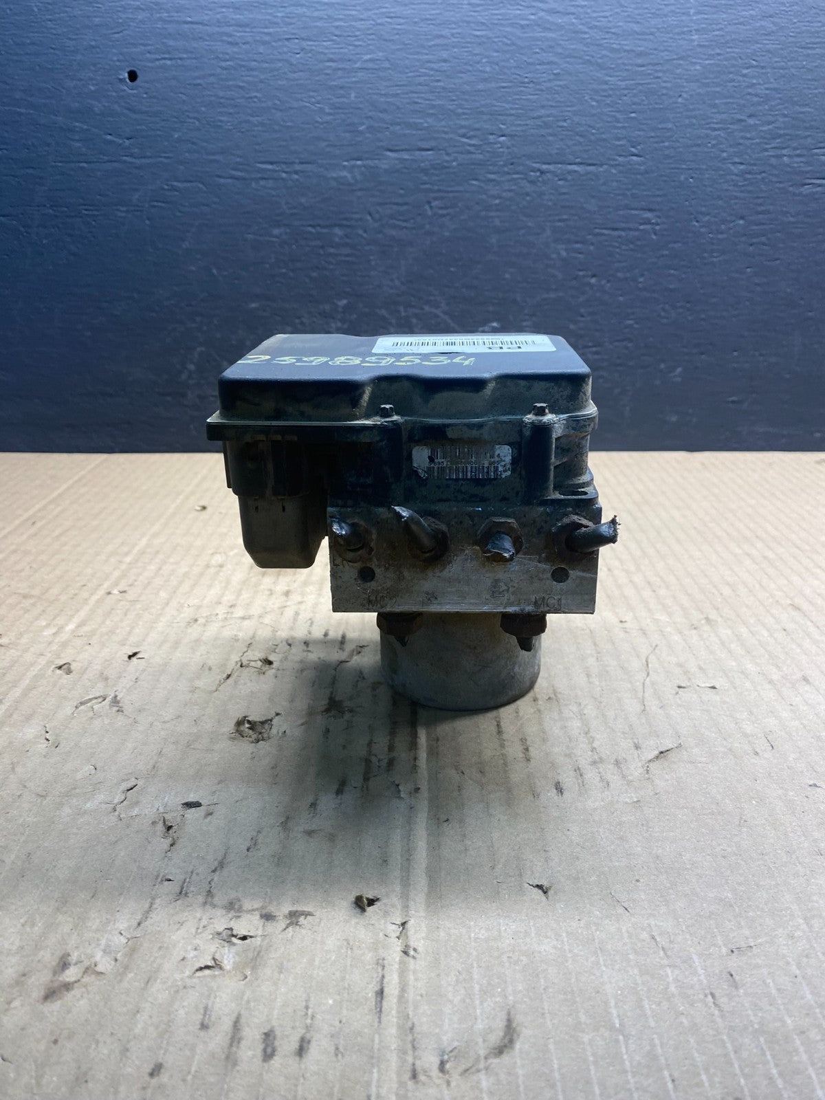 2009 2014 Chevrolet Tahoe Suburban ABS Anti Lock Brake Pump 15905732 AC0903 DG1