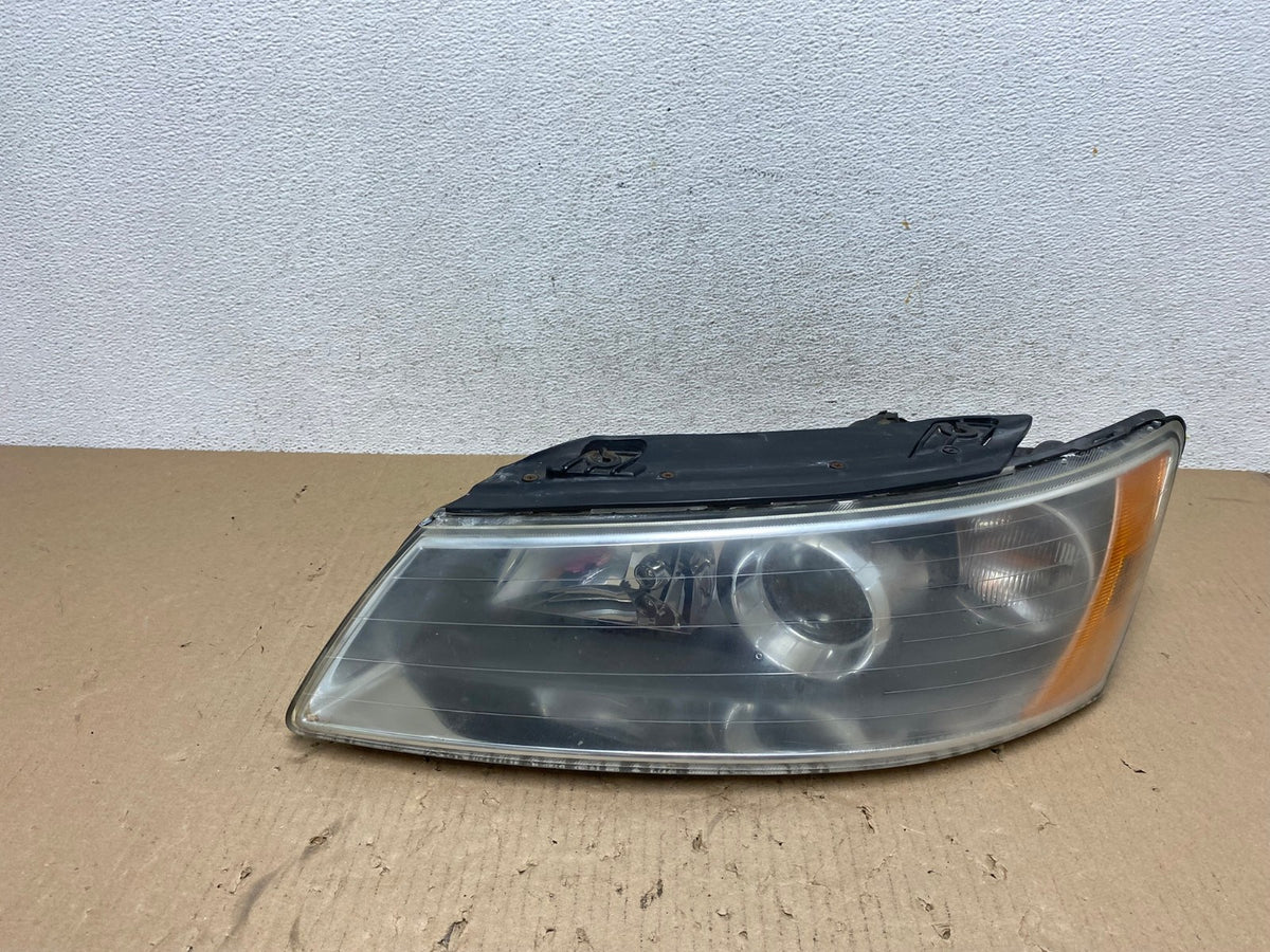 2006 to 2008 Hyundai Sonata Left Driver LH Side Headlight Halogen AE8786 LK0