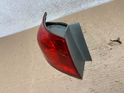 2007 to 2010 Hyundai Elantra Sedan Left Driver Side Tail Light AI1068 LK1