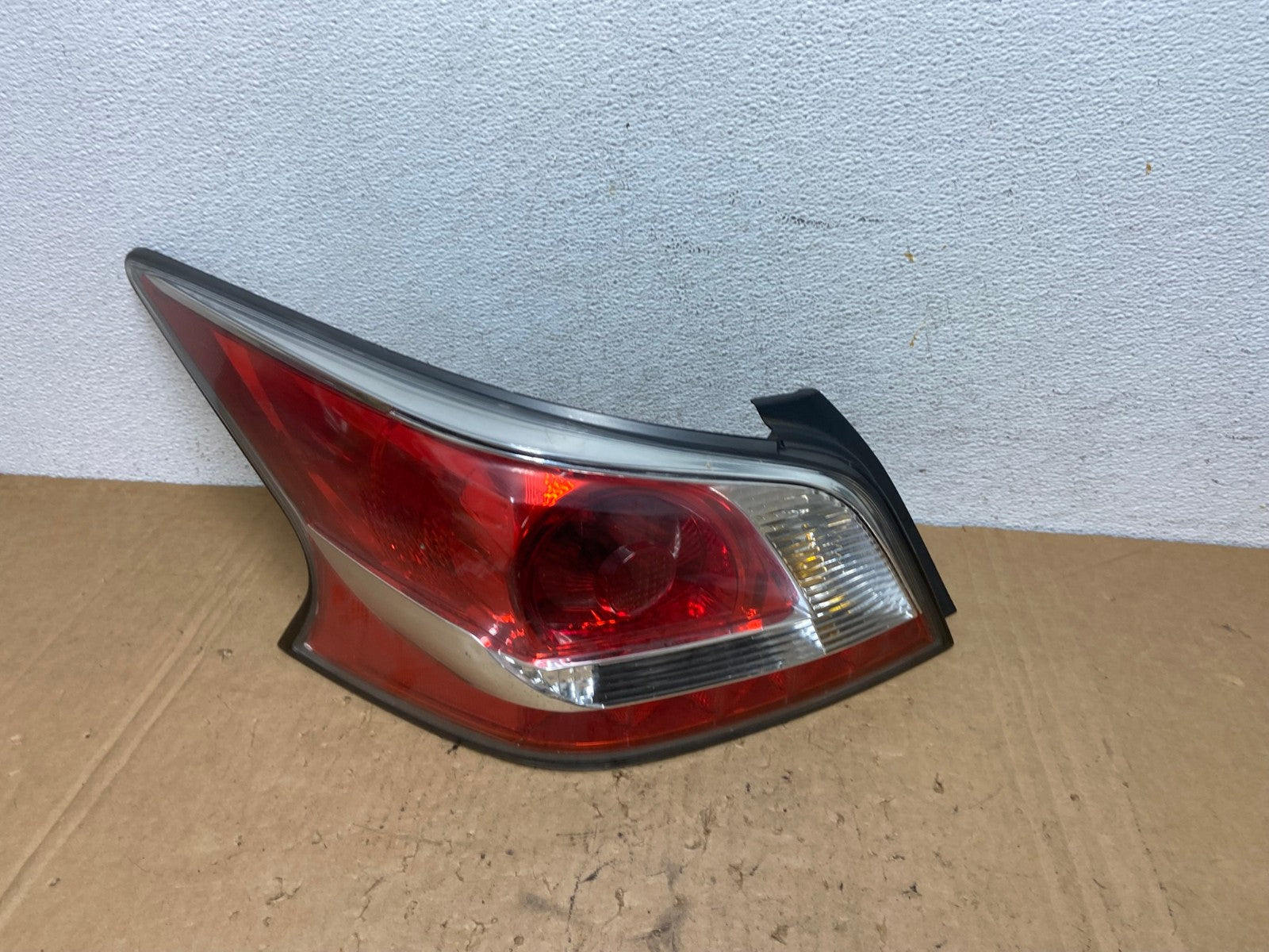 2013 2014 2015 Nissan Altima Left Driver LH Side Tail Light TYC AD3287 LK0