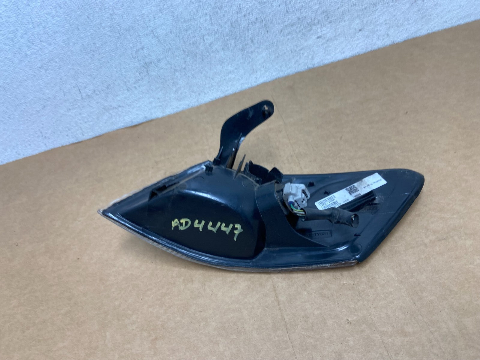 1997 1998 1999 Toyota Camry Right Passenger RH Turn Signal AD4447 DW5