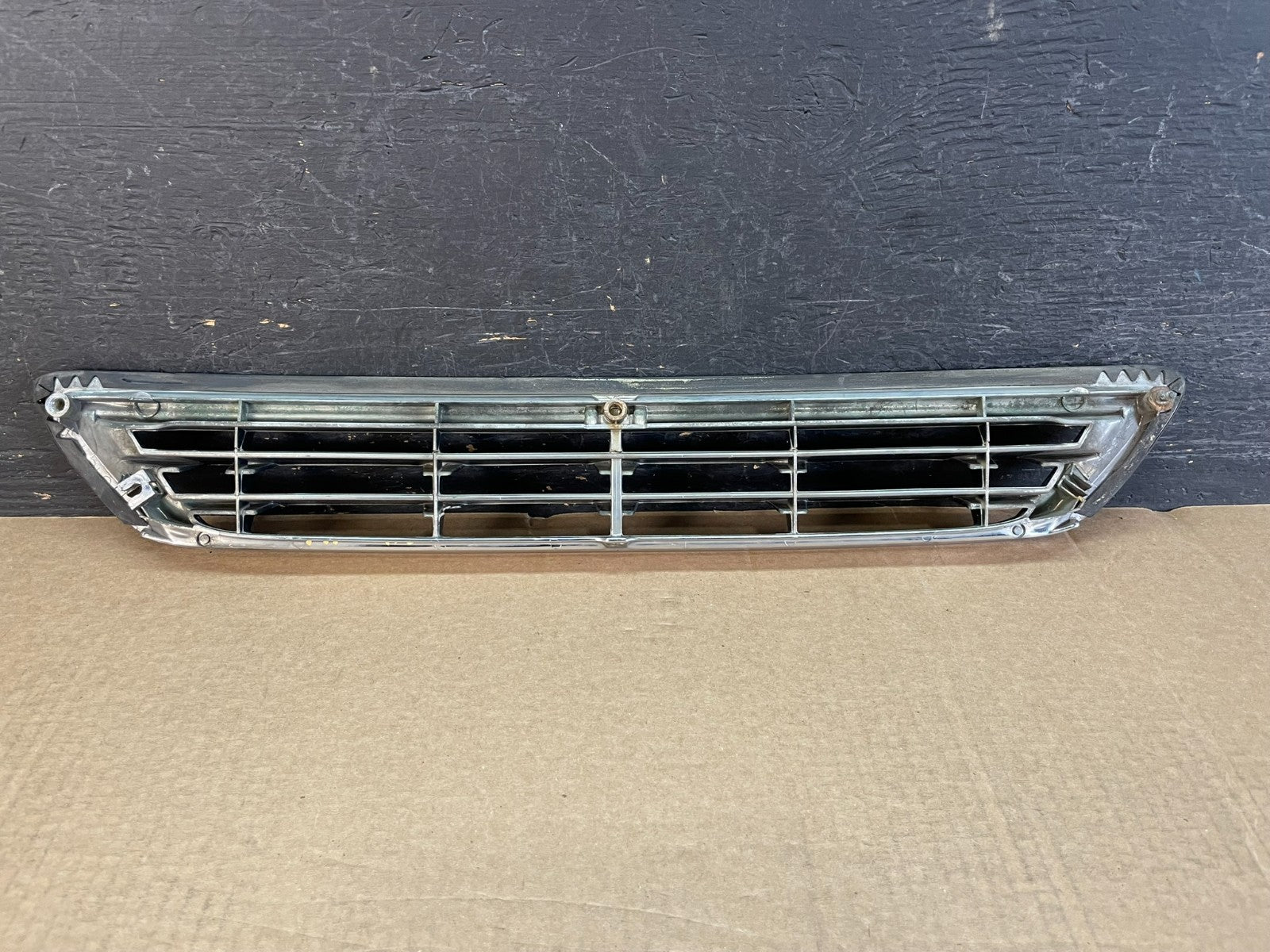 1997 to 1999 Lexus ES300 Front Grill Grille AF52103