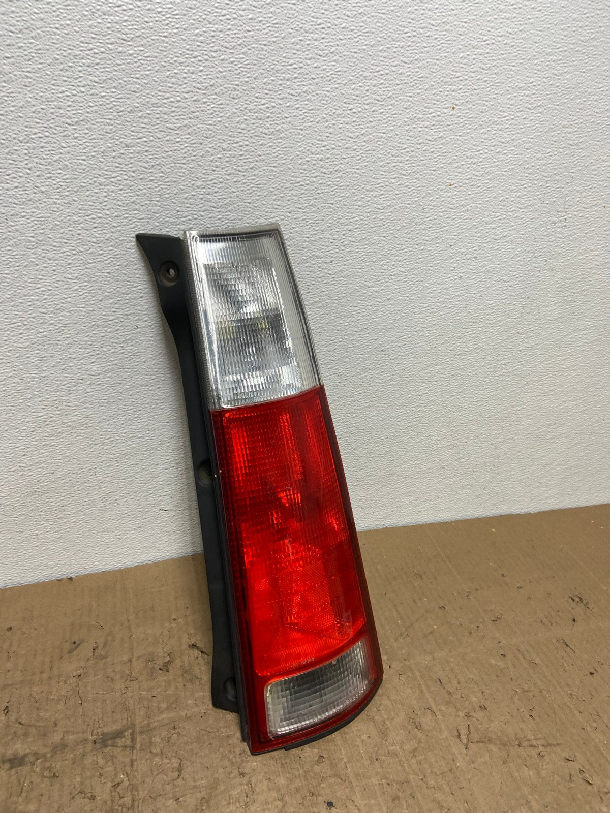1997 1998 1999 2000 2001 Honda Crv Cr-v Right Passenger  Tail Light OEM AC02702