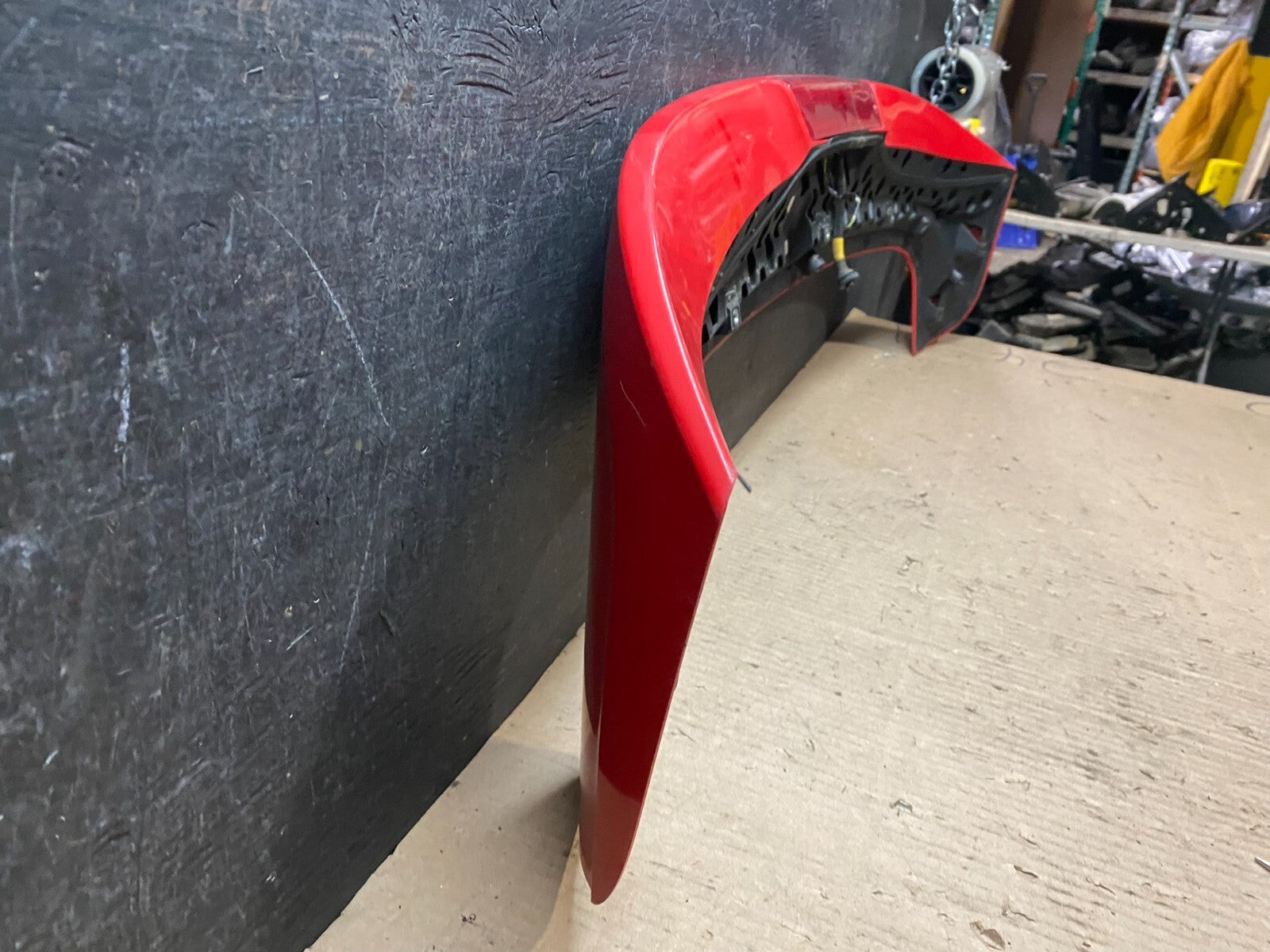 2012 to 2017 Ford Focus SE 4DR Hatchback Trunk Lid Spoiler Wing OEM i3538 DG19