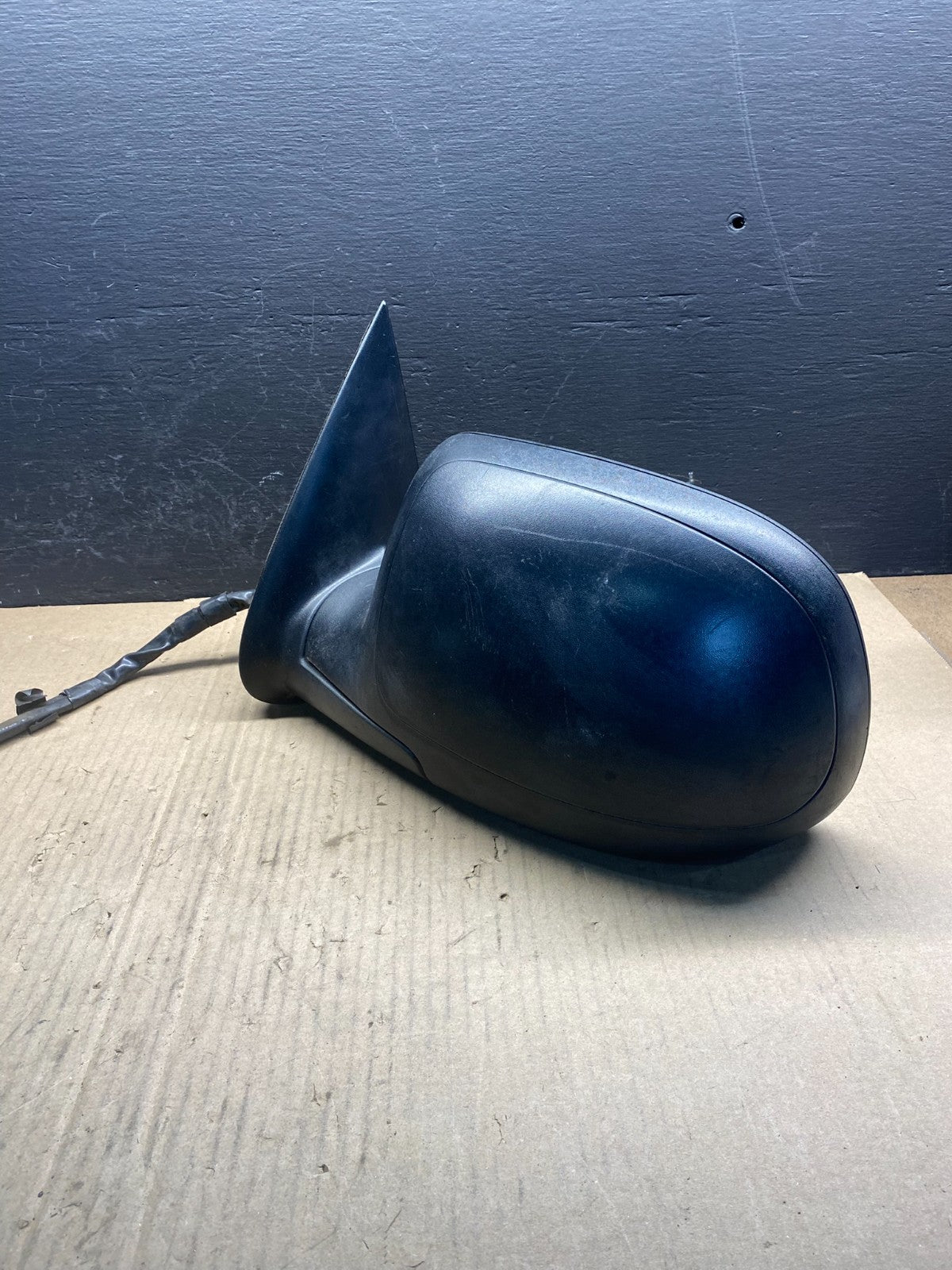 2003-2006 Chevrolet Tahoe Suburban Left Driver LH Turn Door Mirror AC7860 DG2